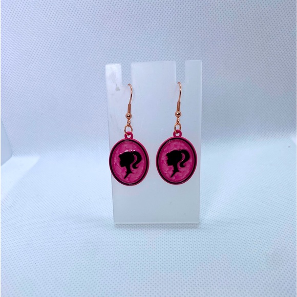 Handmade Barbie Earrings - Picture 3 of 4